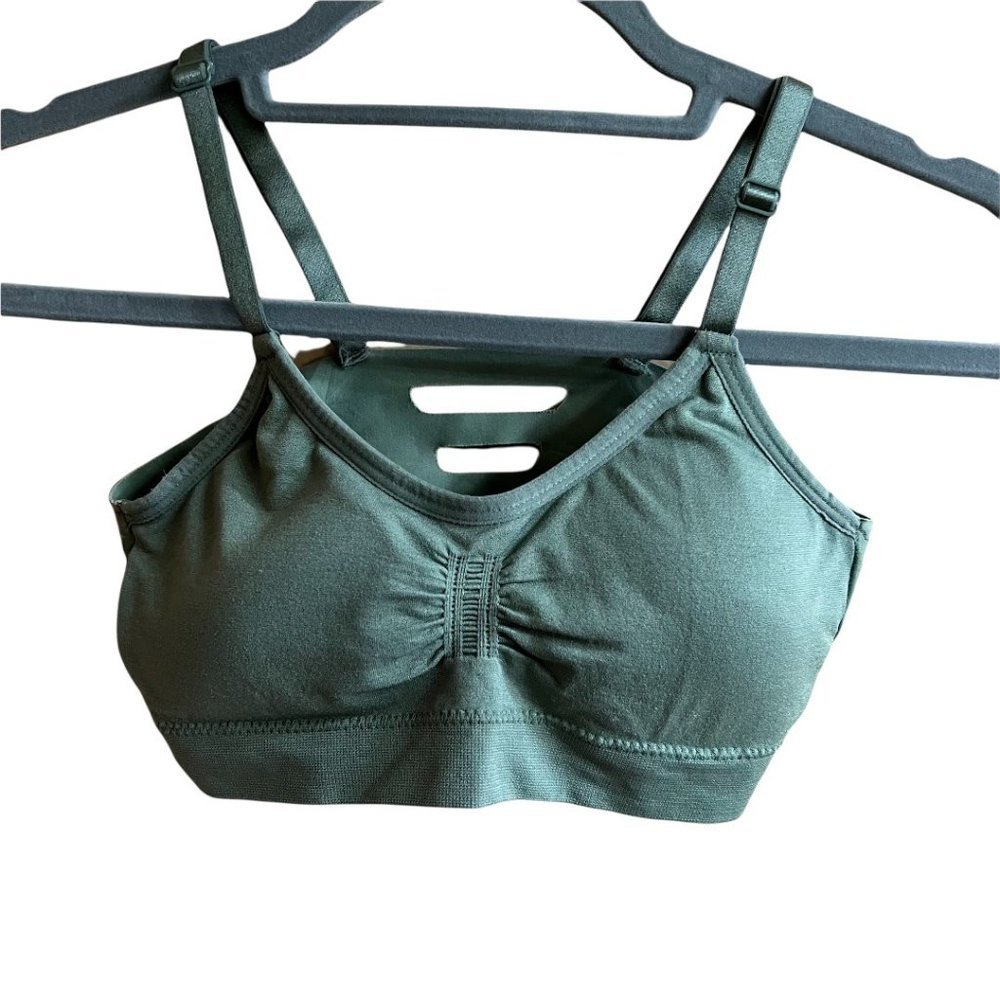 IJAK sports bra moss green Women Size Small Cage Back Design